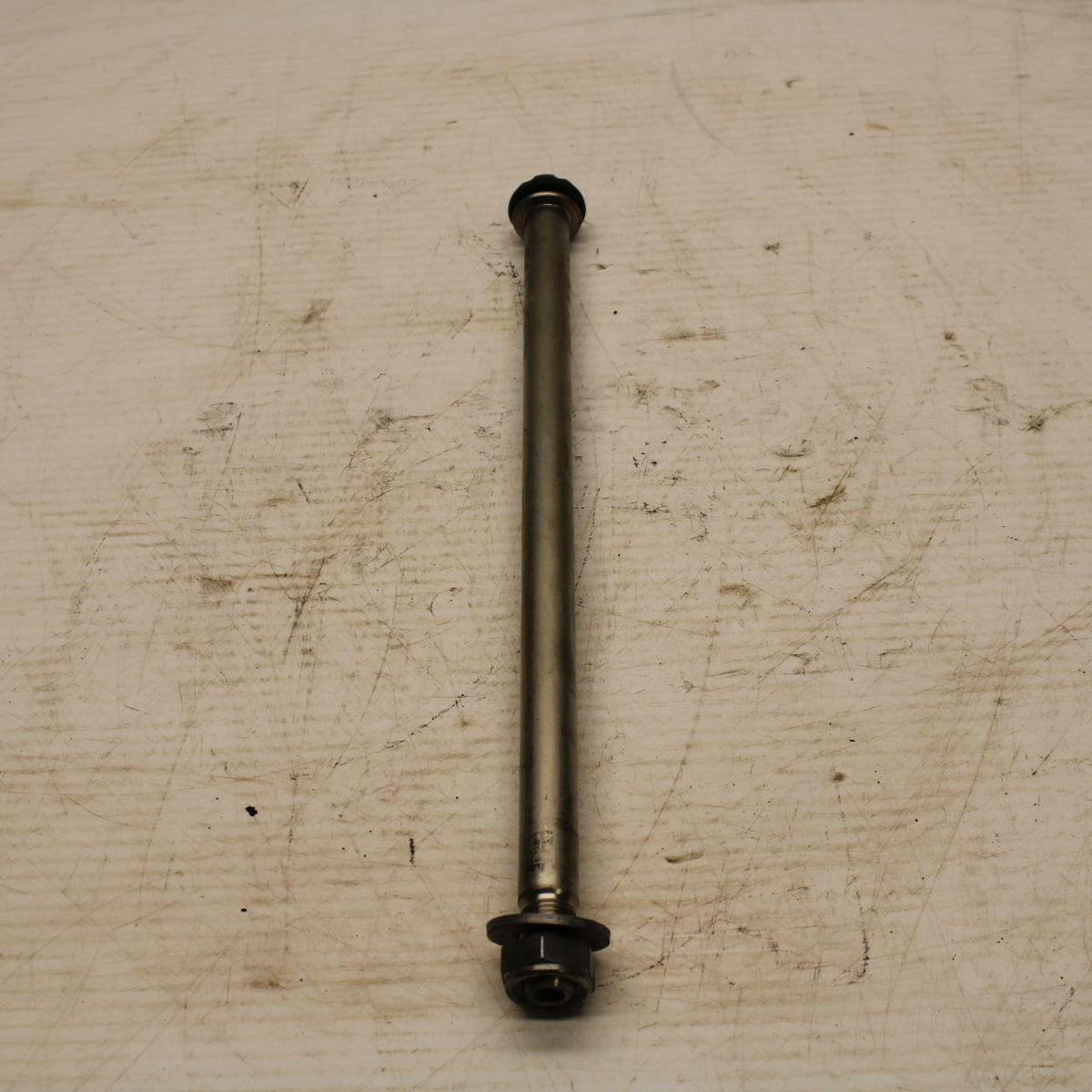 07-16 TRIUMPH STREET TRIPLE REAR BACK SWINGARM BOLT SUSPENSION PIVOT AXLE BB356