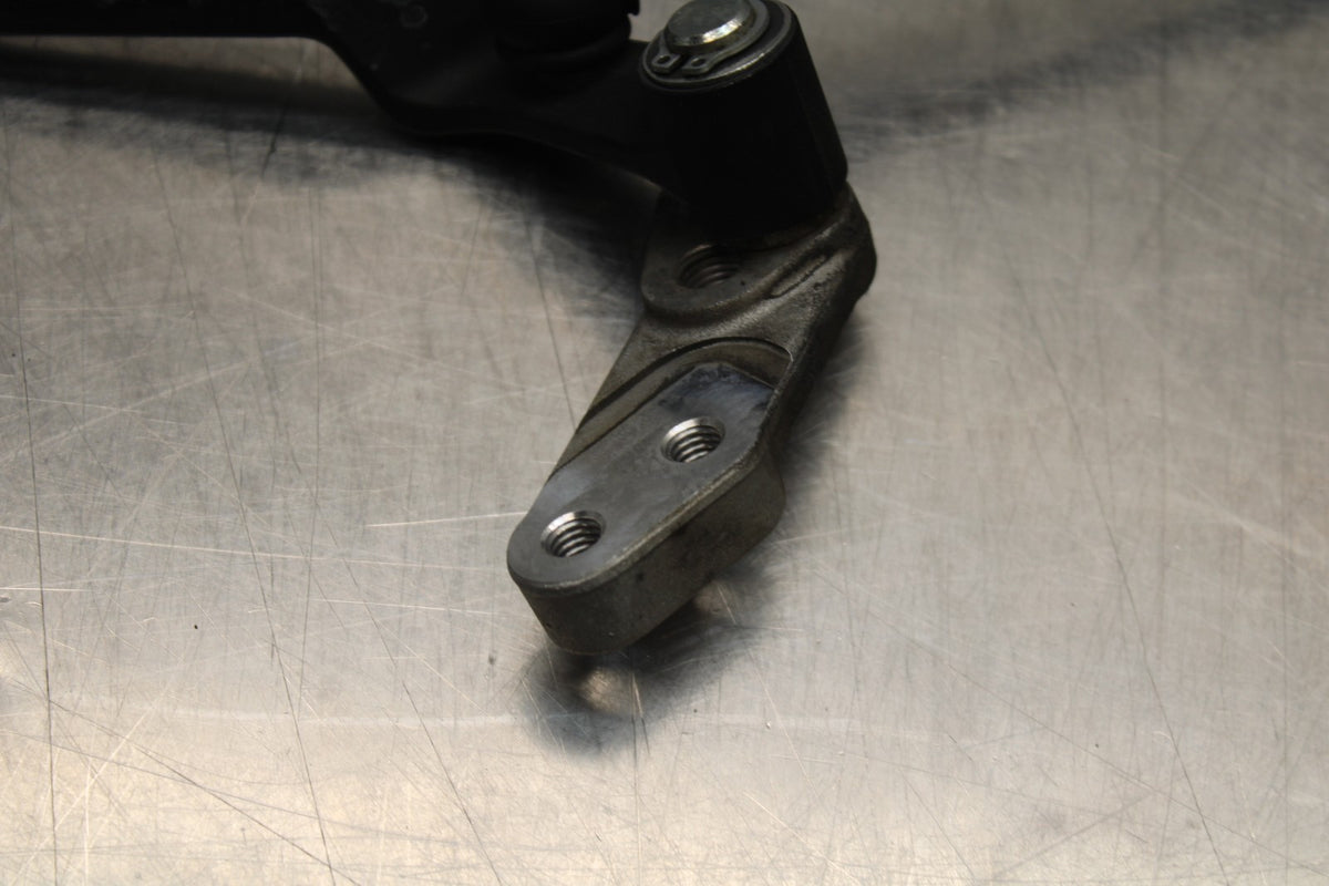 11-25 SUZUKI GSXR 600  SHIFTER LINKAGE SHIFT LINK PEDAL BB830