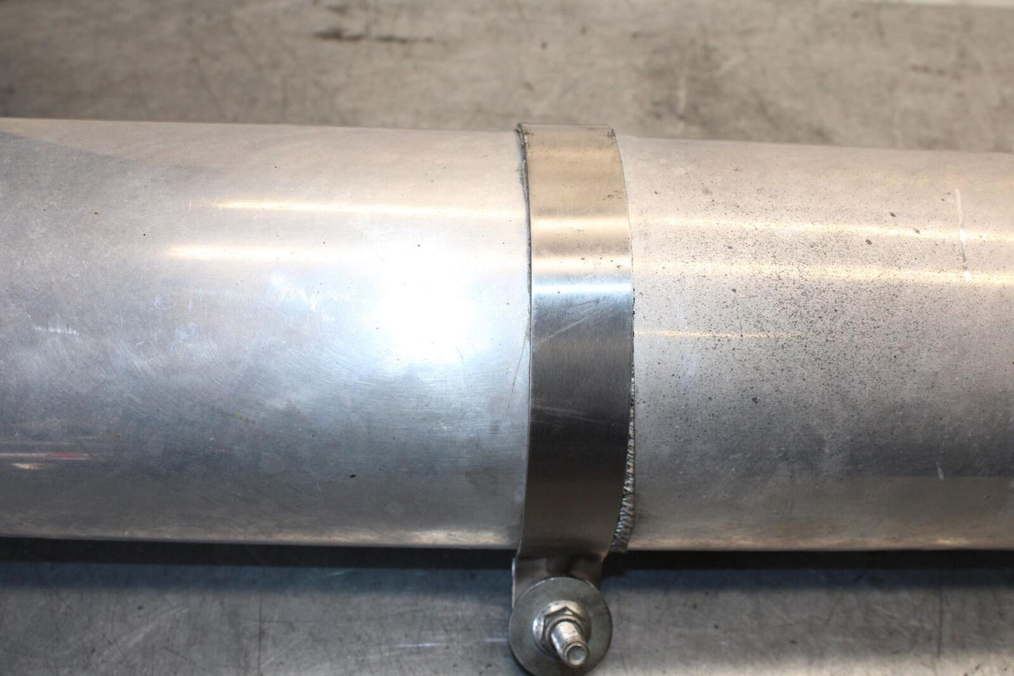 1998 Yamaha YZF R1 AFTERMARKET EXHAUST PIPE MUFFLER SLIP ON CAN SILENCER BB53