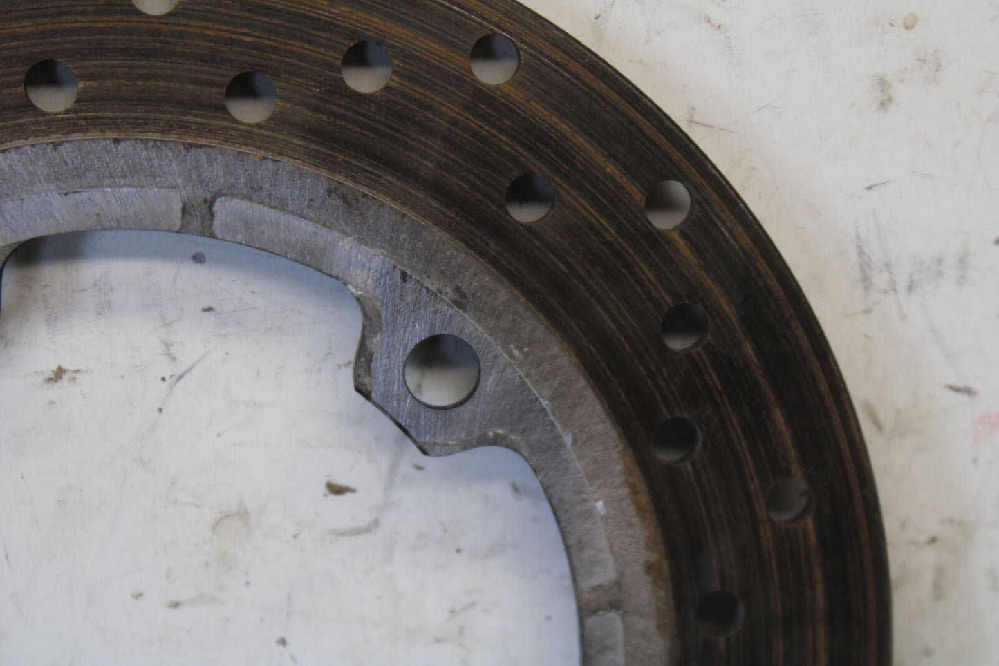 08-16 YAMAHA YZF R6 REAR ROTOR BACK BRAKE DISC 5SL-2582W-00-00 BB665