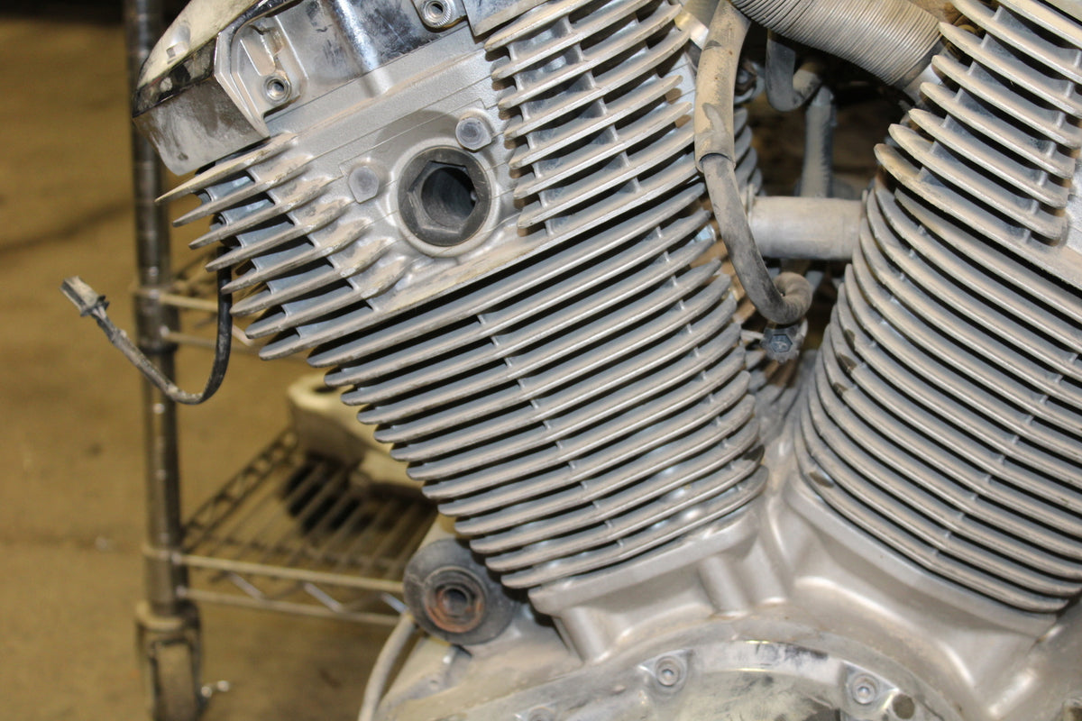 02-04 HONDA VTX1800S ENGINE MOTOR BB712
