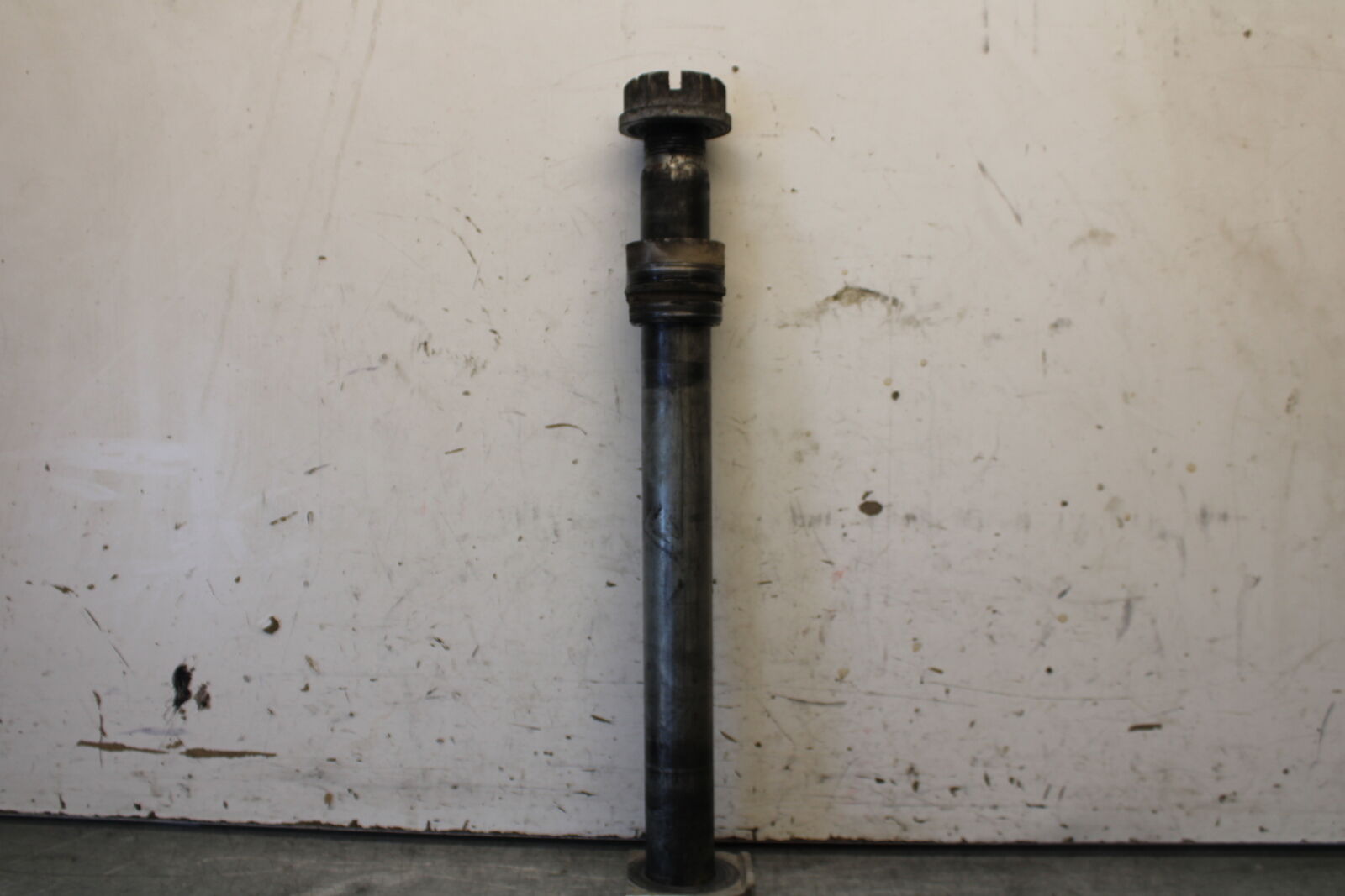 03-07 SUZUKI SV1000S REAR AXLE BACK WHEEL RIM PIVOT BOLT AXEL BB657