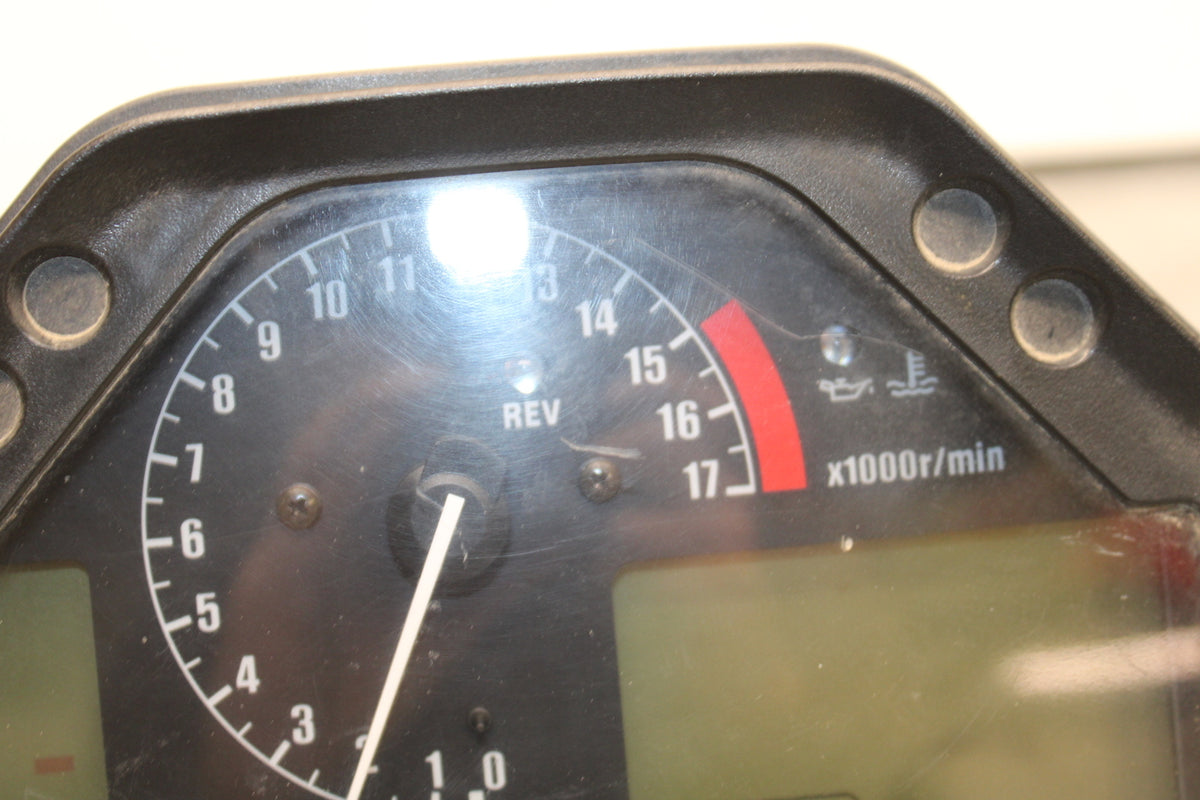 03-04 HONDA CBR600RR SPEEDO TACH GAUGES DISPLAY CLUSTER SPEEDOMETER BB614