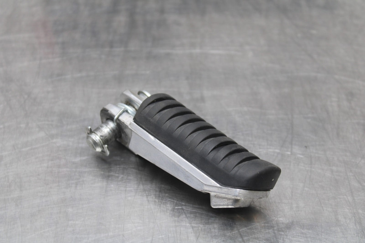 08-12 KAWASAKI NINJA 250R EX250J RIGHT FRONT FOOT REST PEG STEP BB784