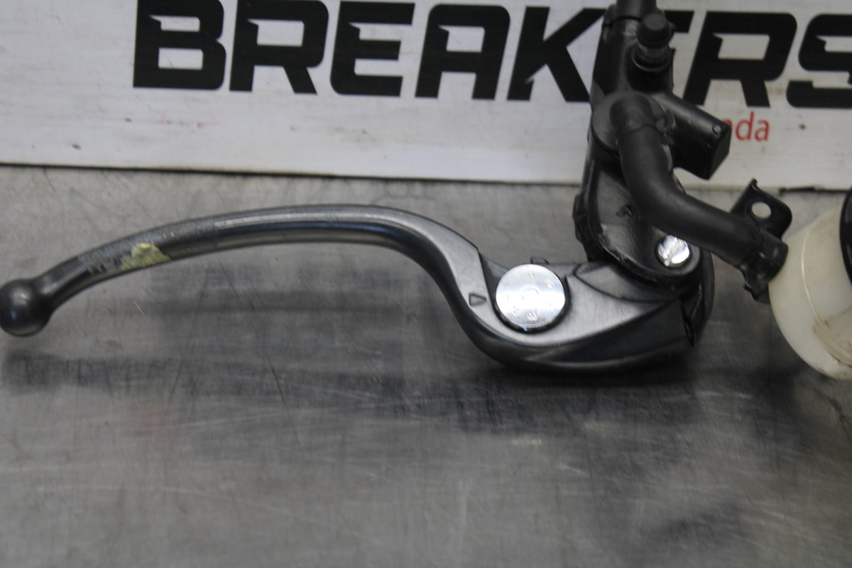 08-09 KAWASAKI NINJA ZX14R FRONT BRAKE MASTER CYLINDER w/ LEVER BB932