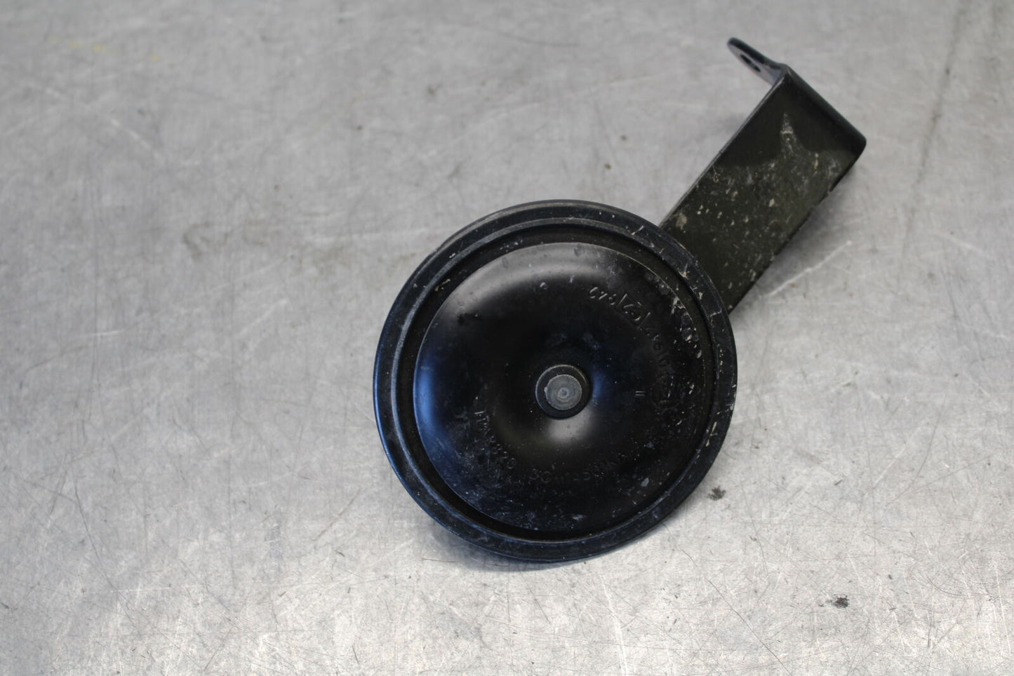 11-24 SUZUKI GSXR750 HORN SIGNAL BB687