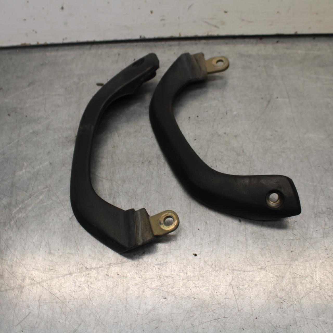 1995 Suzuki RF600R PASSENGER REAR SEAT GRAB BAR HANDLE SET BB615