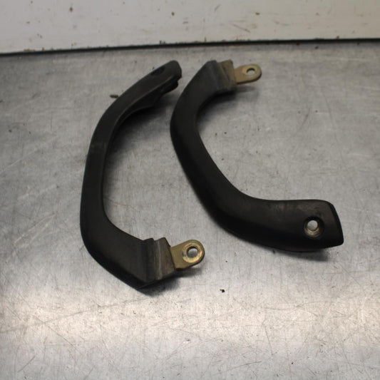 1995 Suzuki RF600R PASSENGER REAR SEAT GRAB BAR HANDLE SET BB615