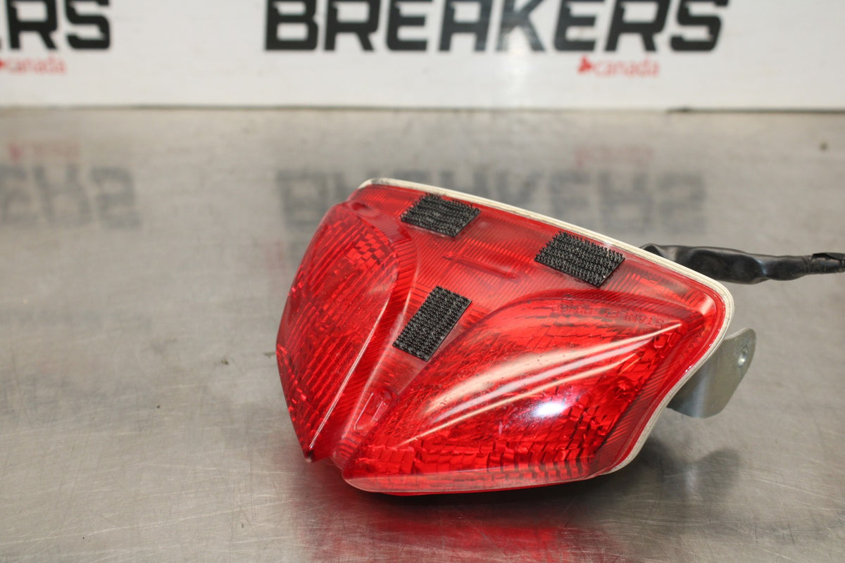08-10 SUZUKI GSXR 600 REAR TAIL TAILLIGHT BACK BRAKE LIGHT BB835