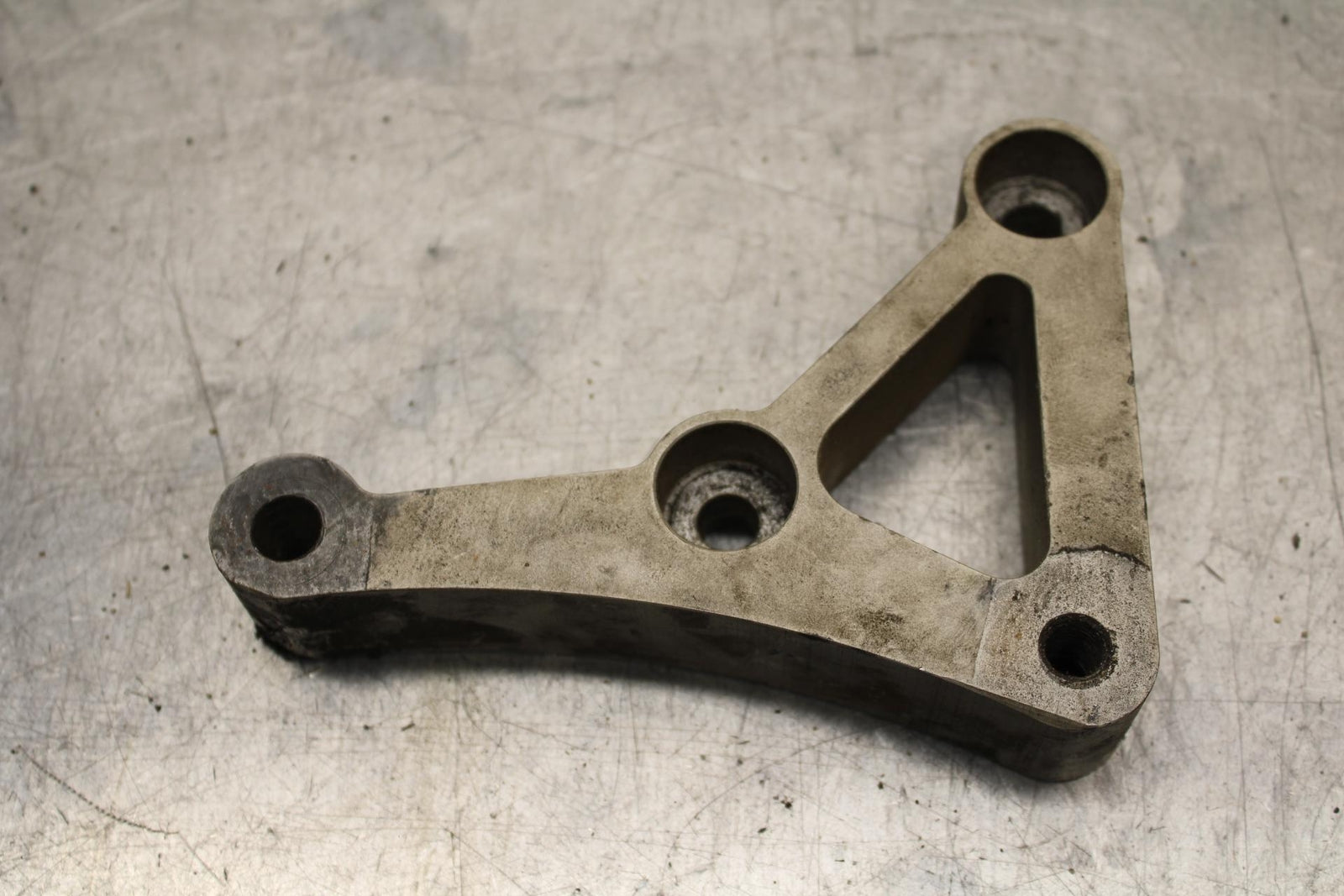 2007 Yamaha YZF R6S REAR DOGBONE SHOCK LINKAGE LINK BB594