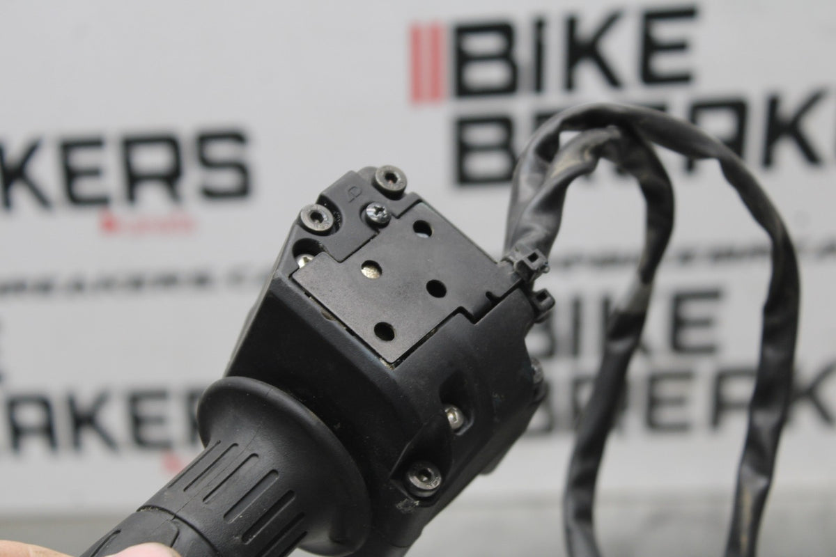 22 KAWASAKI NINJA 1000SX RIGHT CLIP ON HANDLE KILL OFF START SWITCHES BB780