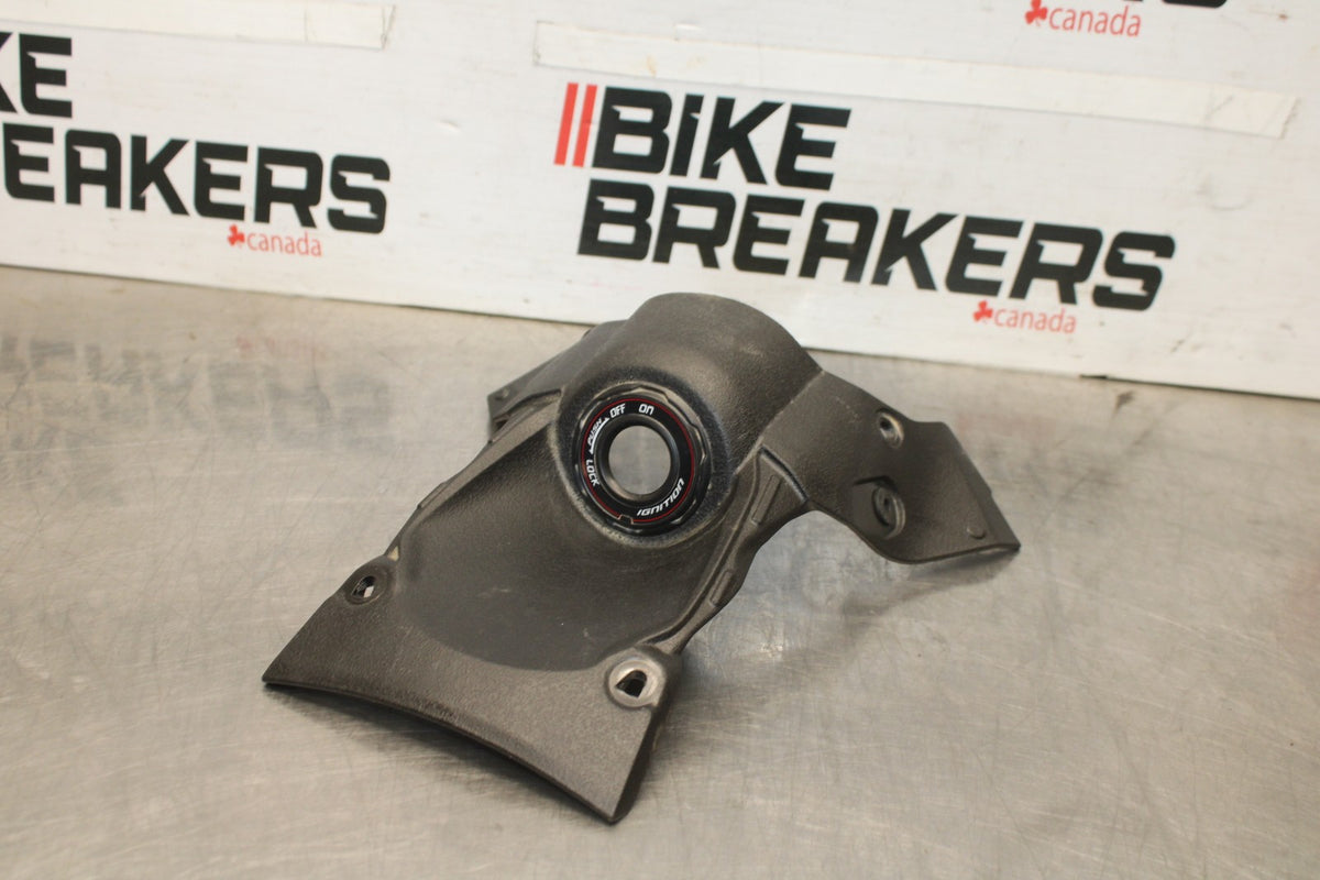 25 KAWASAKI Z900 IGNITION TRIM PANEL COVER BB928