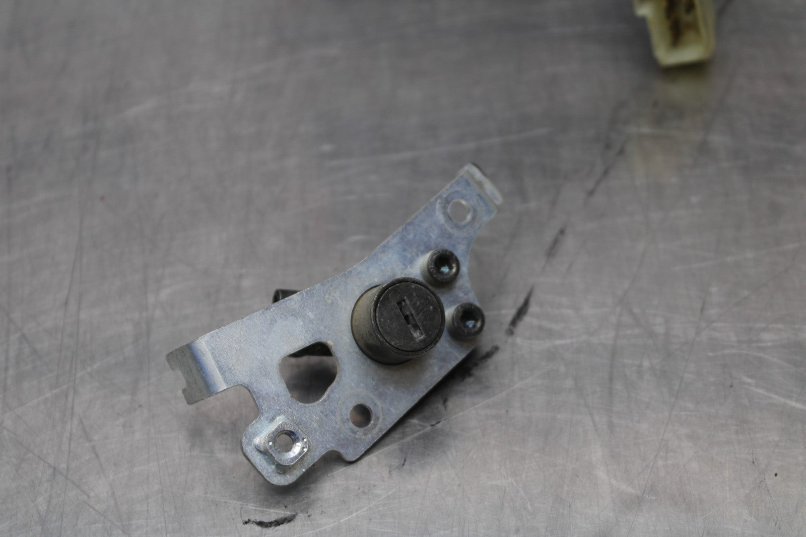 07-08 KAWASAKI NINJA ZX6R IGNITION LOCK W KEY SEAT LOCK BB203