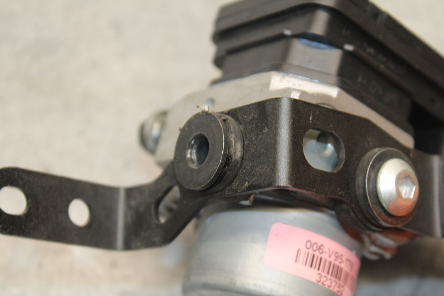 18-23 KAWASAKI NINJA 400 ABS PUMP UNIT MODULE BB660