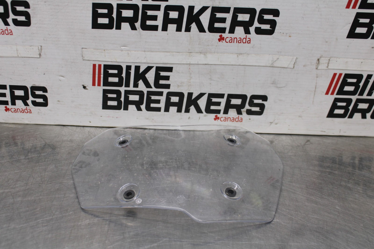 19 BMW F750GS WINDSHIELD WINDSCREEN BB938