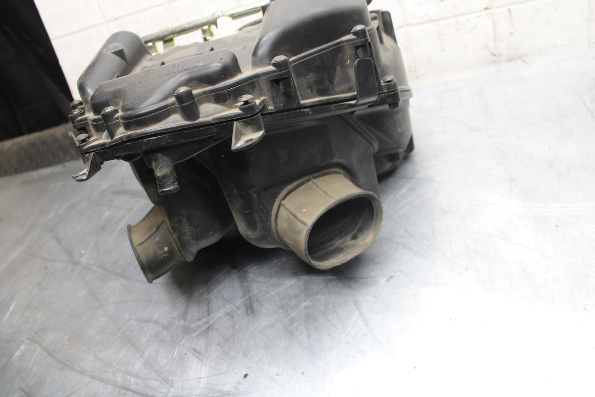 2003 Honda CBR600RR AIRBOX INTAKE FILTER BOX 17221-MEE-D00 17232-MEE-000 BB511