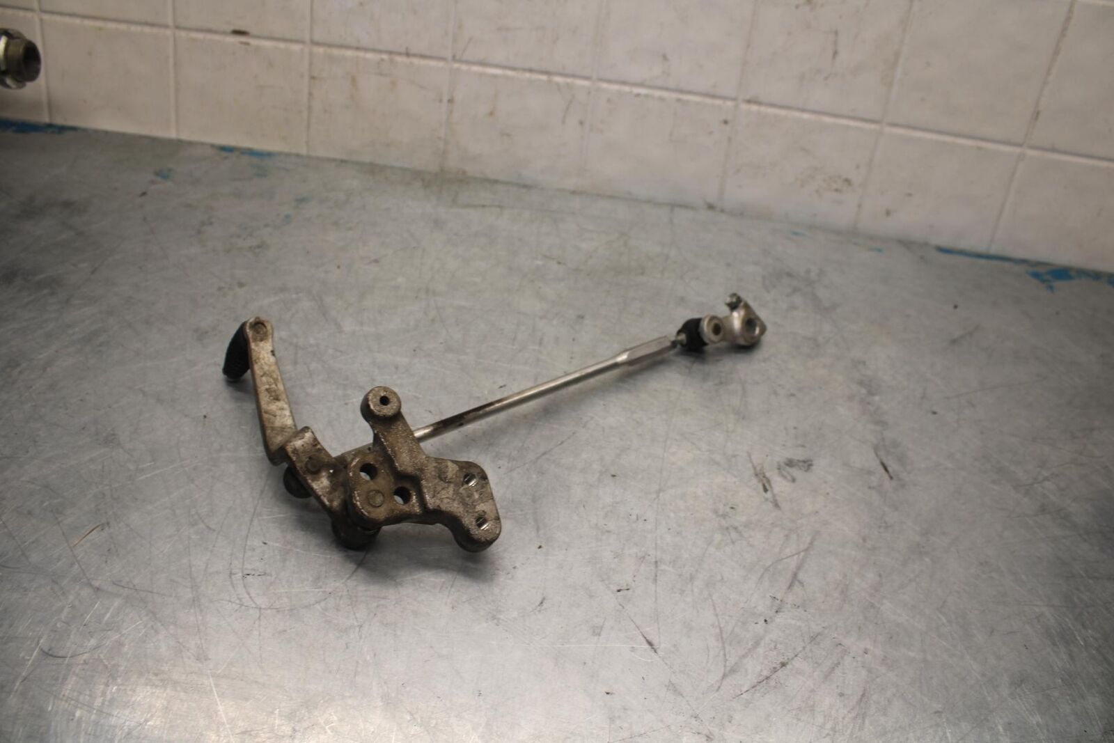 06-07 SUZUKI GSXR750 SHIFTER LINKAGE SHIFT LINK PEDAL BB424