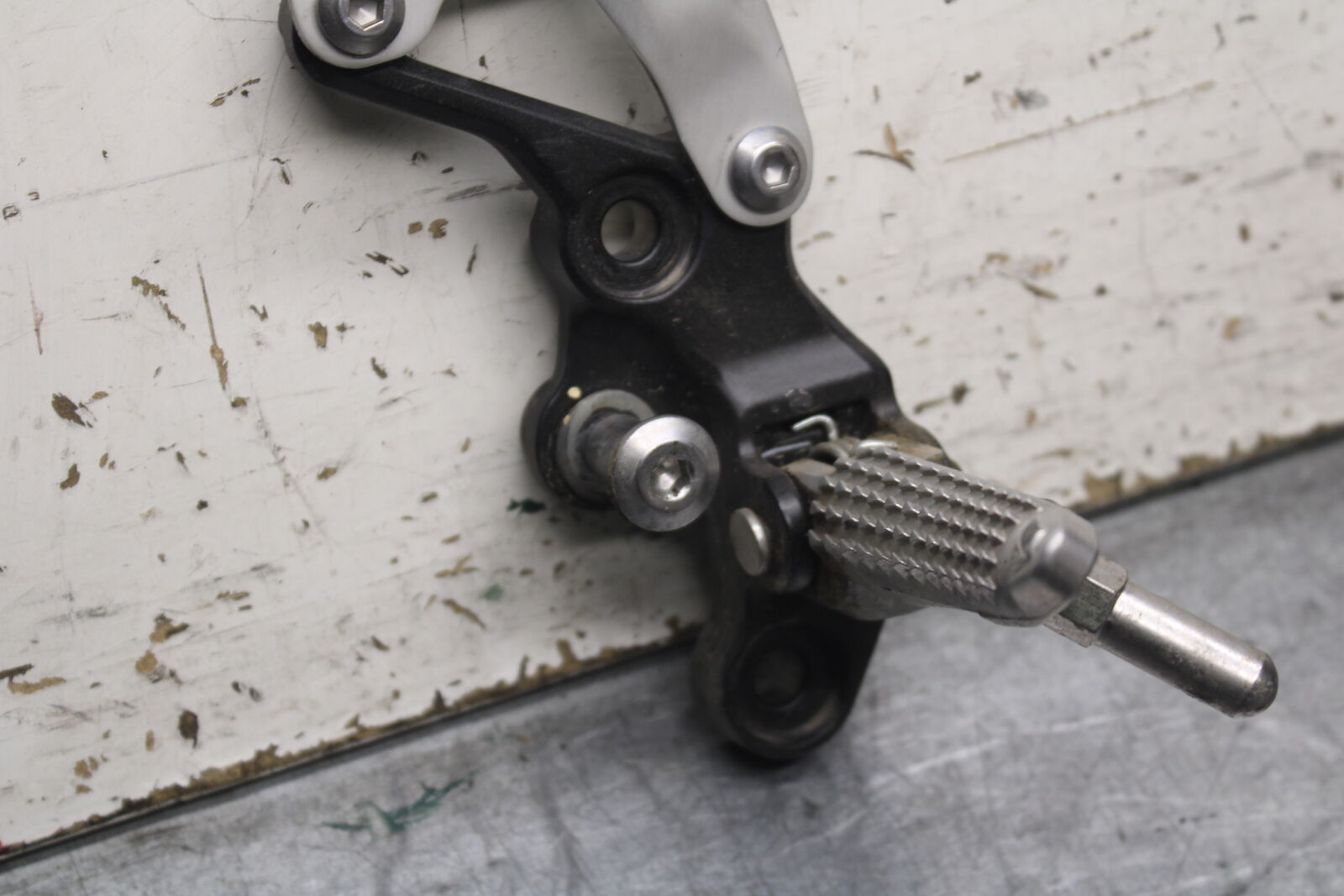 18-23 KAWASAKI NINJA 400 EX400 ABS LEFT REARSET REAR SET FOOT PEG REST BB747