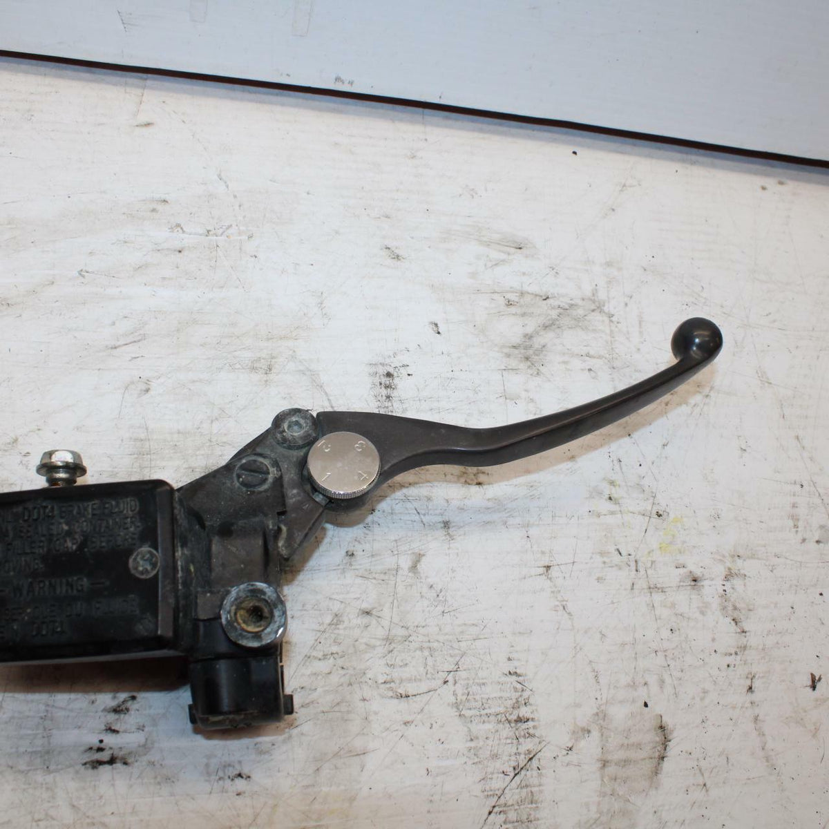 86-06 KAWASAKI CONCOURS 1000 ZG1000A FRONT BRAKE MASTER CYLINDER w/ LEVER BB292