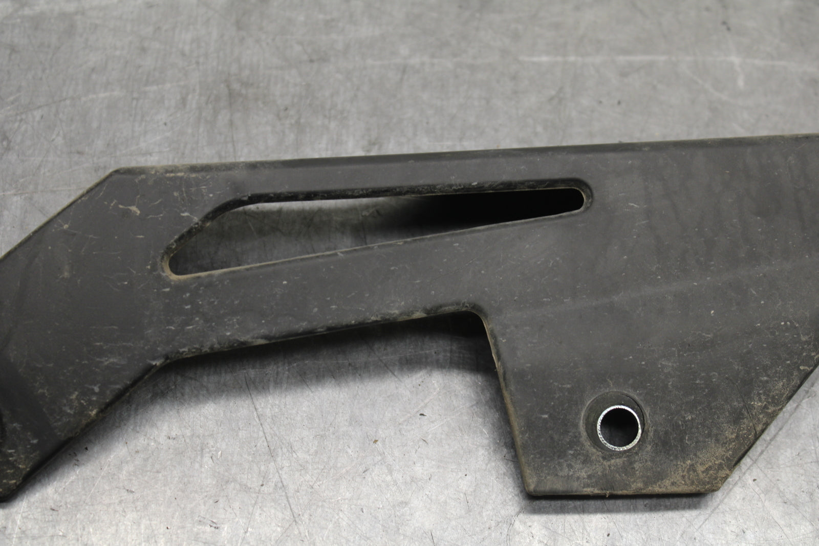 18-24 KAWASAKI NINJA 650 REAR BACK DRIVE CHAIN GUARD COVER SHIELD BB725