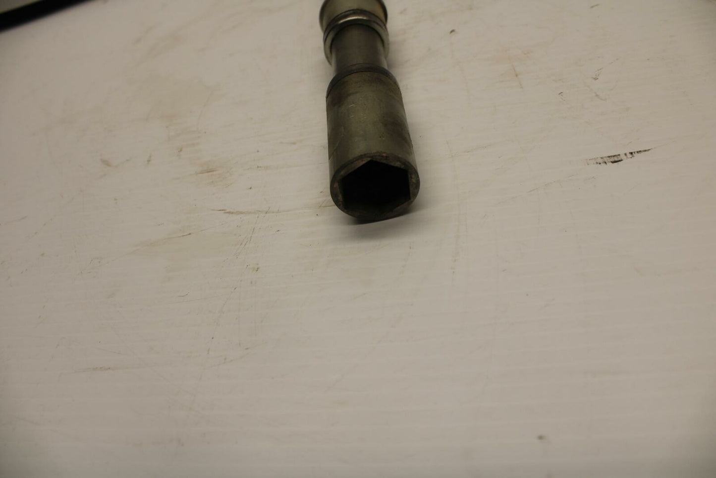 13-16 SUZUKI BANDIT 1250S ABS FRONT WHEEL RIM AXLE PIVOT BOLT BB238