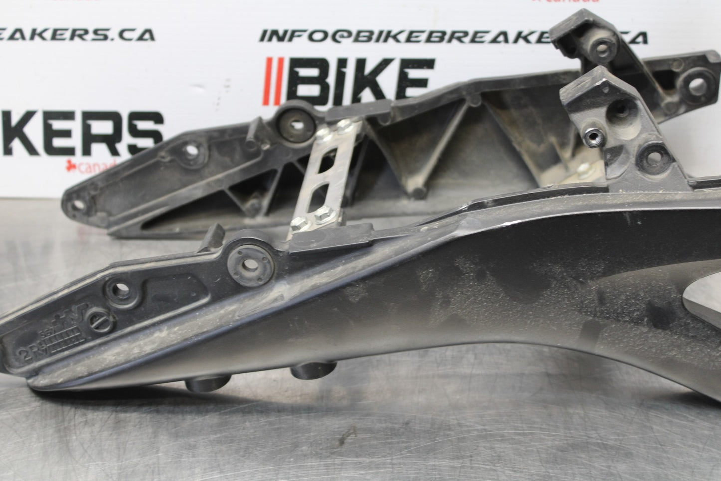 06-07 SUZUKI GSXR 600 FRONT SUBFRAME SUB FRAME BB178