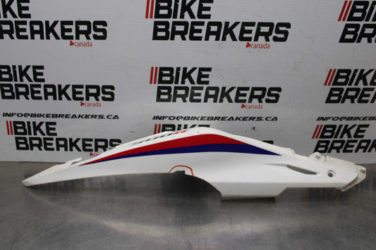 13-15 HONDA CBR500R RIGHT REAR BACK TAIL FAIRING COWL SHROUD BB834