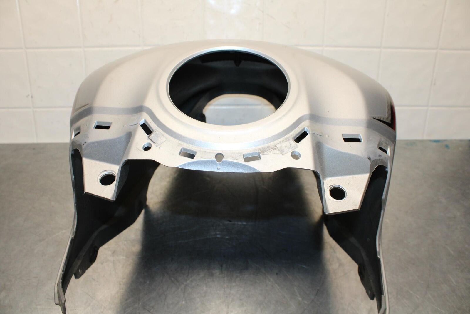 19-21 YAMAHA YZF R3 GAS TANK FUEL CELL COVER FAIRING COWL BS7-XF41D-00-P4 BB588