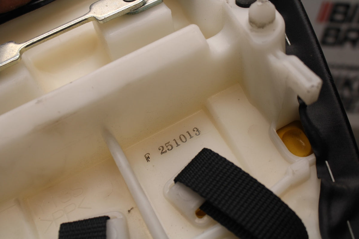 08-16 YAMAHA YZF R6 REAR BACK PASSENGER TANDEM SEAT PAD SADDLE PILLION BB856
