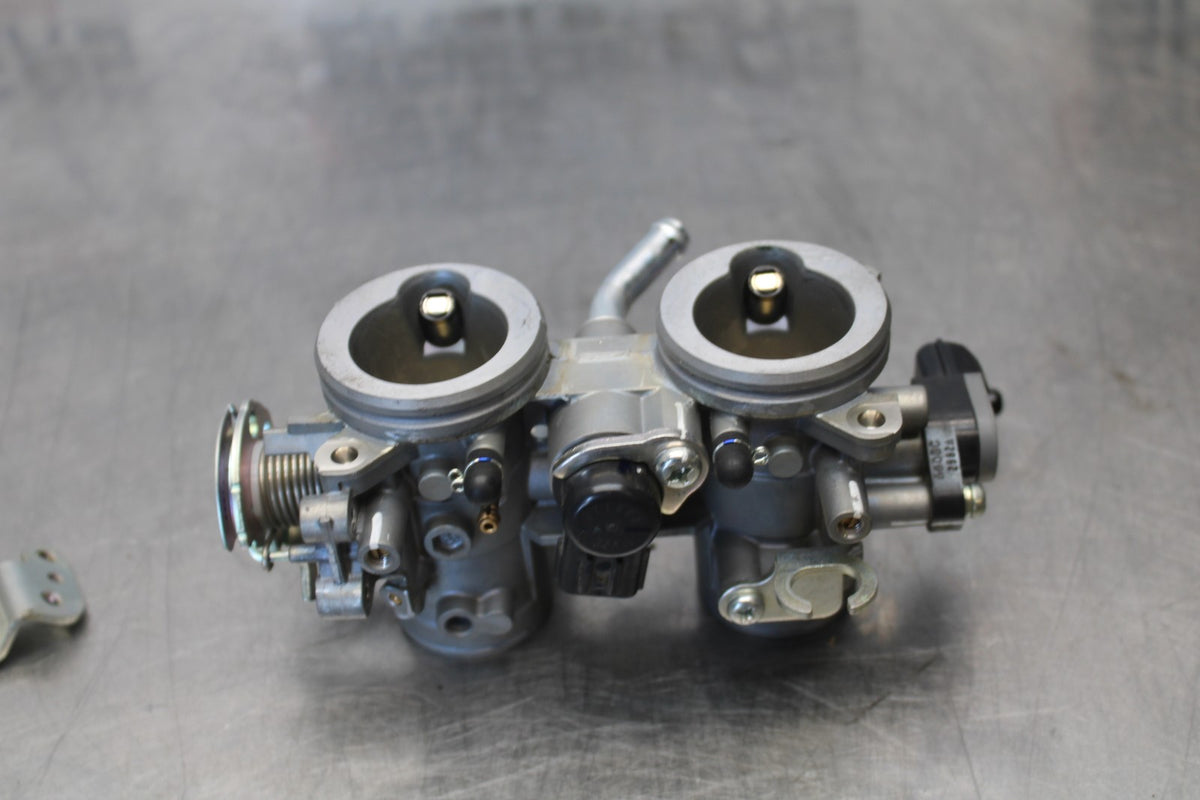 18-23 KAWASAKI NINJA 400 EX400 ABS MAIN FUEL INJECTORS / THROTTLE BODIES BB192