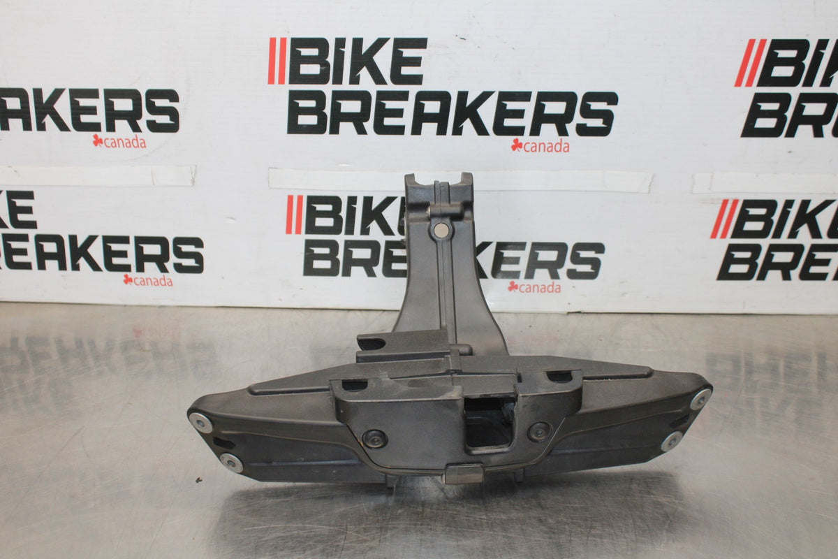 15 APRILIA RSV4 FACTORY APRC ABS UPPER FAIRING MIRROR GAUGES STAY BRACKET BB901