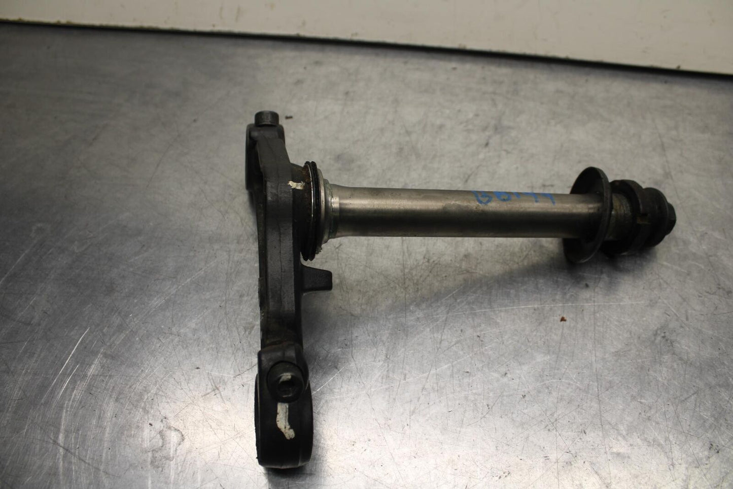 2009 Kawasaki Ninja 250R EX250J FRONT FORKS CLAMP LOWER TRIPLE TREE STEM BB87