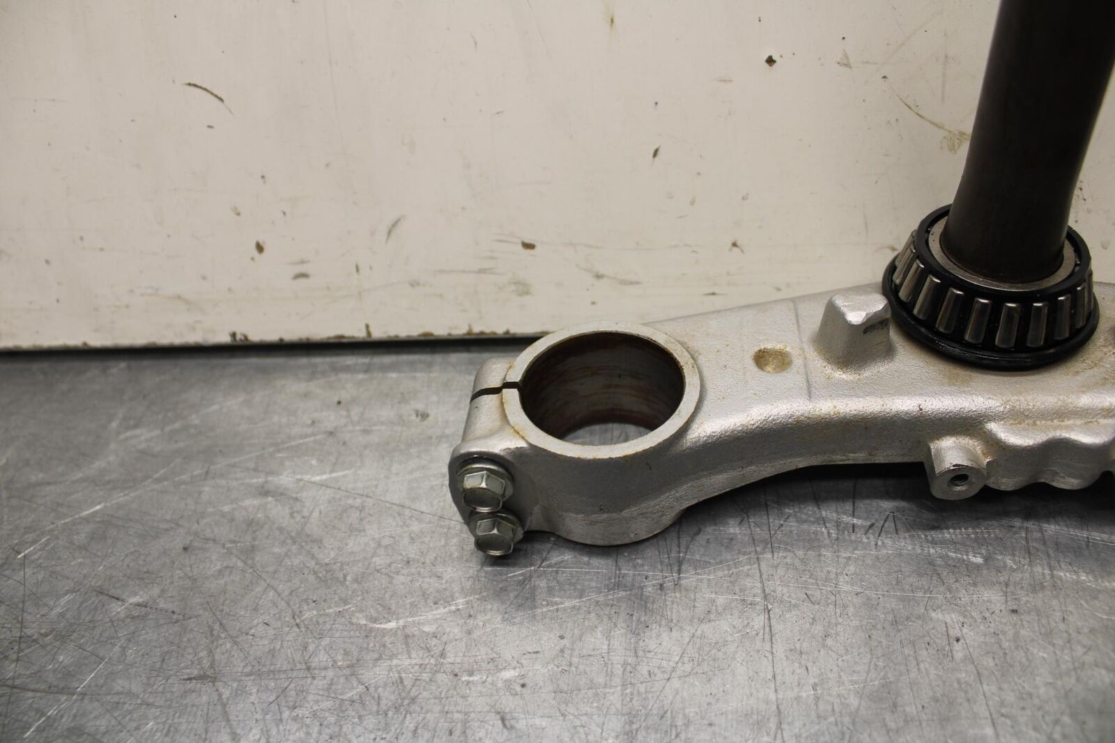 07-12 SUZUKI BANDIT GSF 650 F GSX650F/ FRONT FORKS CLAMP LOWER TRIPLE TREE BB90