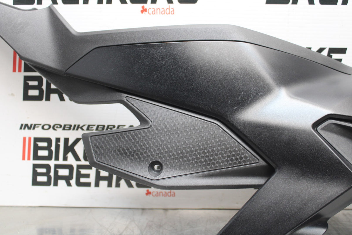 23-26 KAWASAKI NINJA ZX4RR RIGHT FRONT UPPER MID SIDE FAIRING COWL PLASTIC BB00