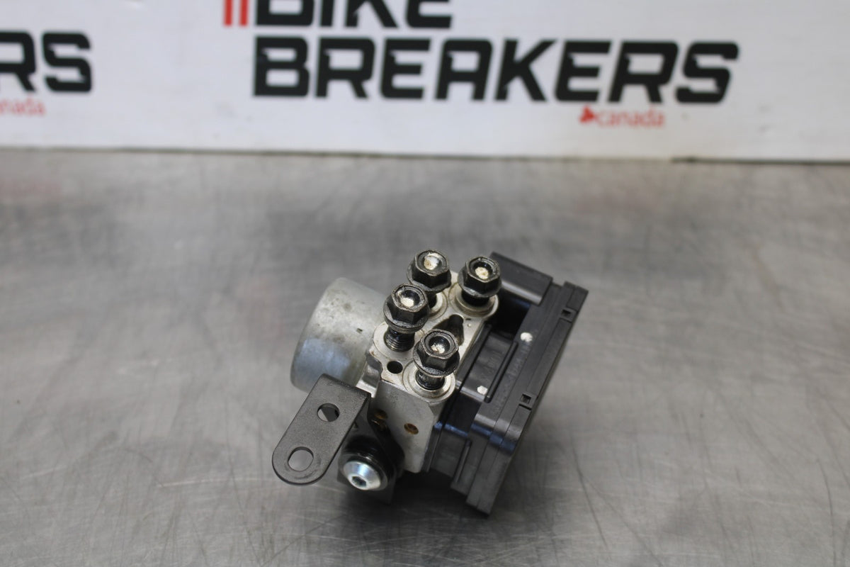 24-25 KAWASAKI NINJA 500 ABS ABS PUMP UNIT MODULE BB899