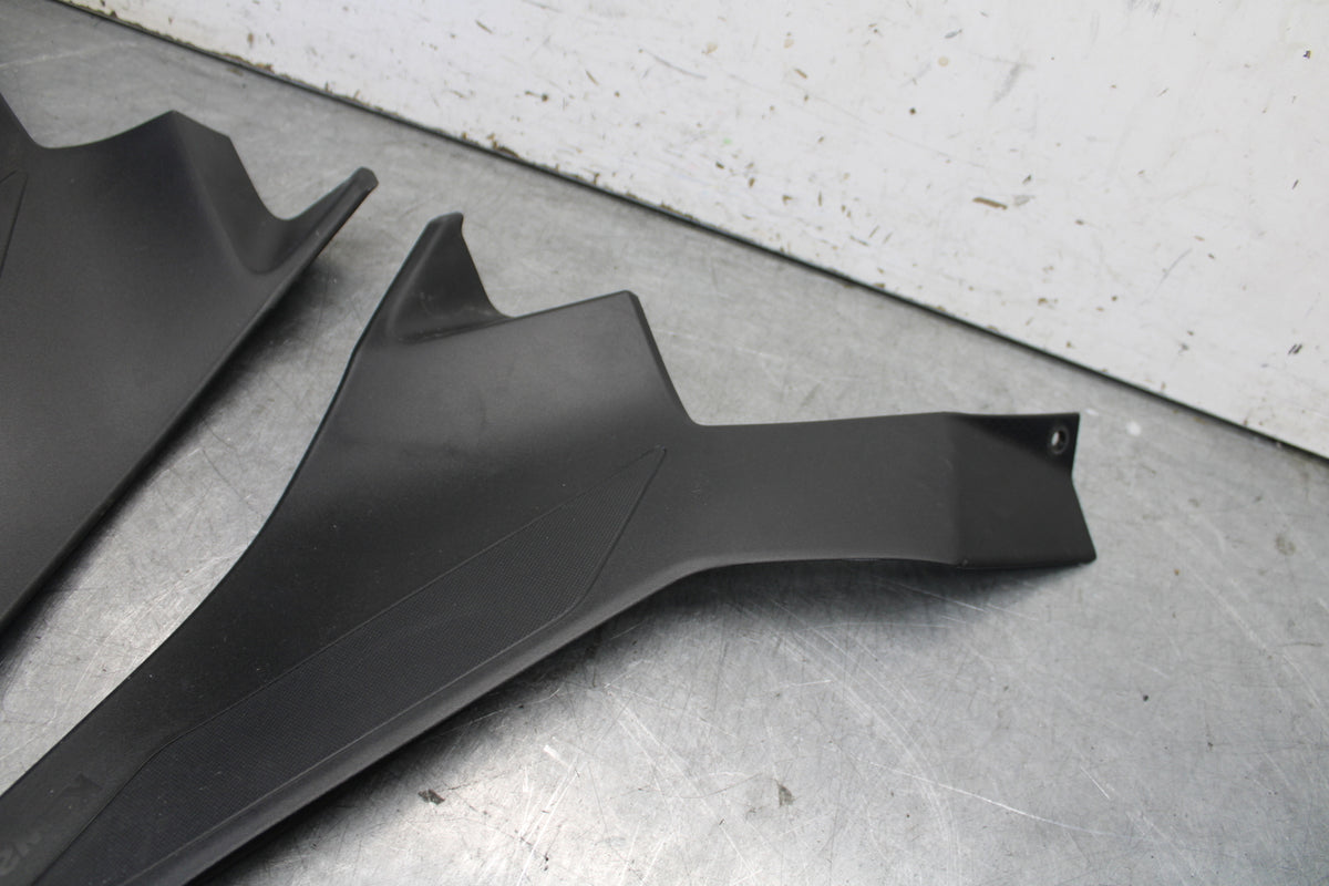 18-23 KAWASAKI NINJA 400 RIGHT LEFT FRONT SIDE SEAT PANELS TRIMS  BB679
