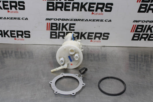07 YAMAHA YZF R1 FUEL PUMP GAS PETROL SENDER UNIT BB826