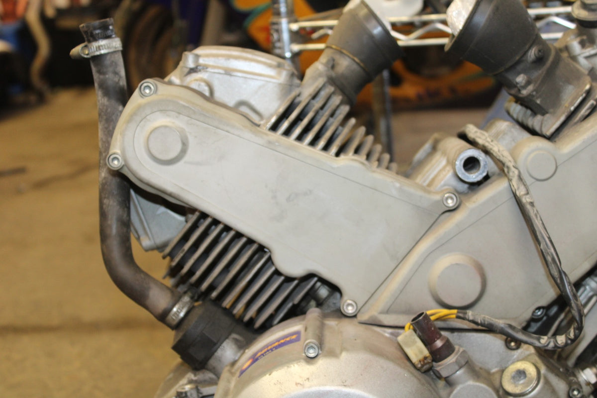 05 DUCATI SUPERSPORT 800 ENGINE MOTOR BB913