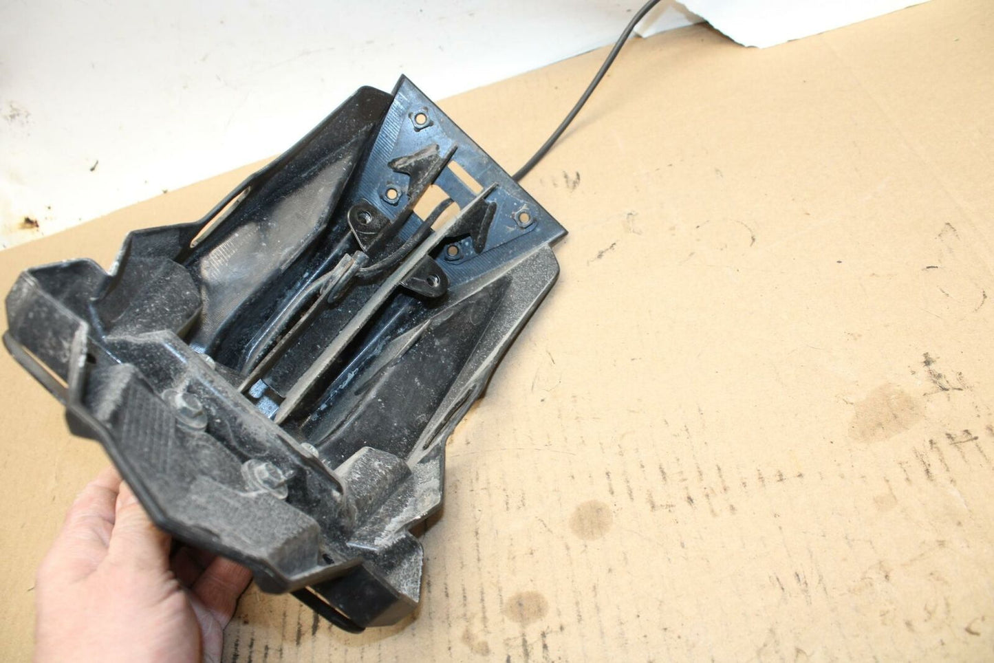 15 KAWASAKI NINJA 300 EX300 ABS LICENSE PLATE LIGHT BB395