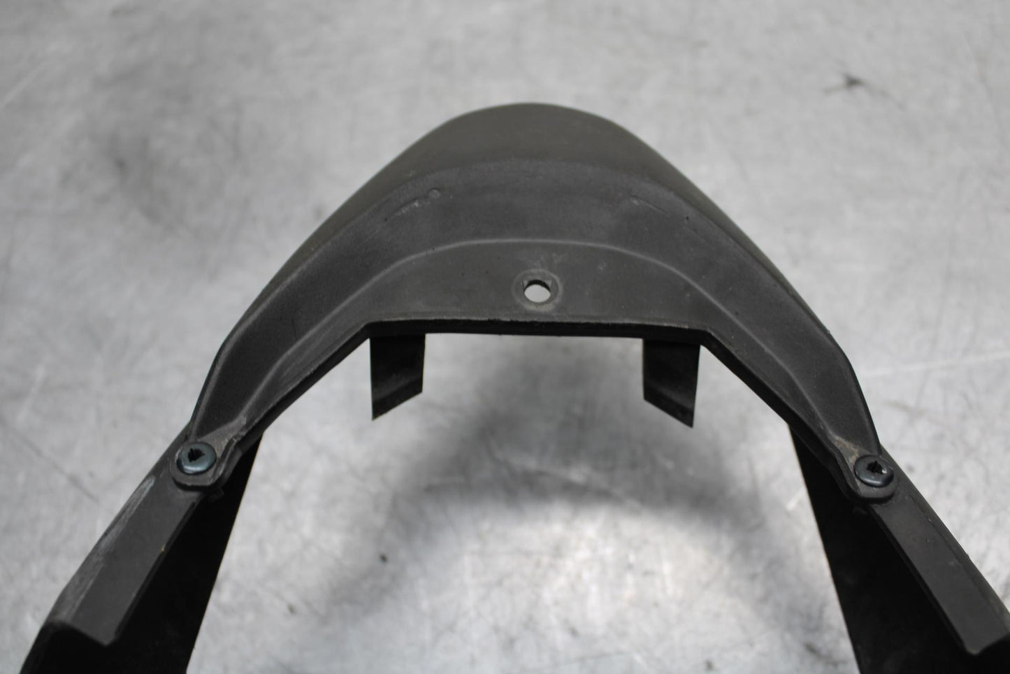 2009 Kawasaki Ninja ZX6R ZX600R REAR TAILLIGHT BRAKE LIGHT TRIM  BB548