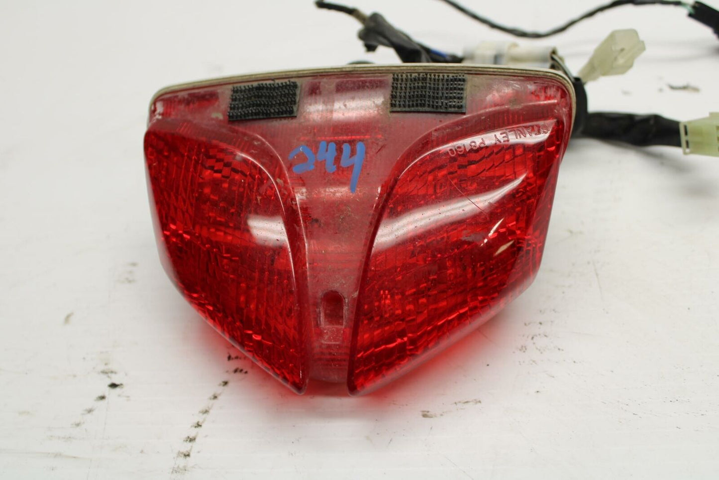08-09 SUZUKI GSXR600 REAR TAIL TAILLIGHT BACK BRAKE LIGHT  BB244