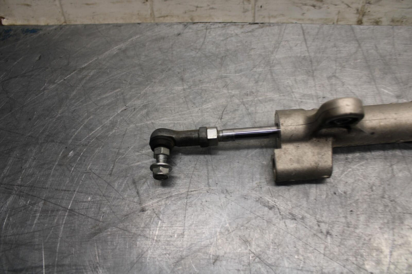 06-07 SUZUKI GSXR750 STEERING DAMPER STABILIZER 51750-01H10 BB482