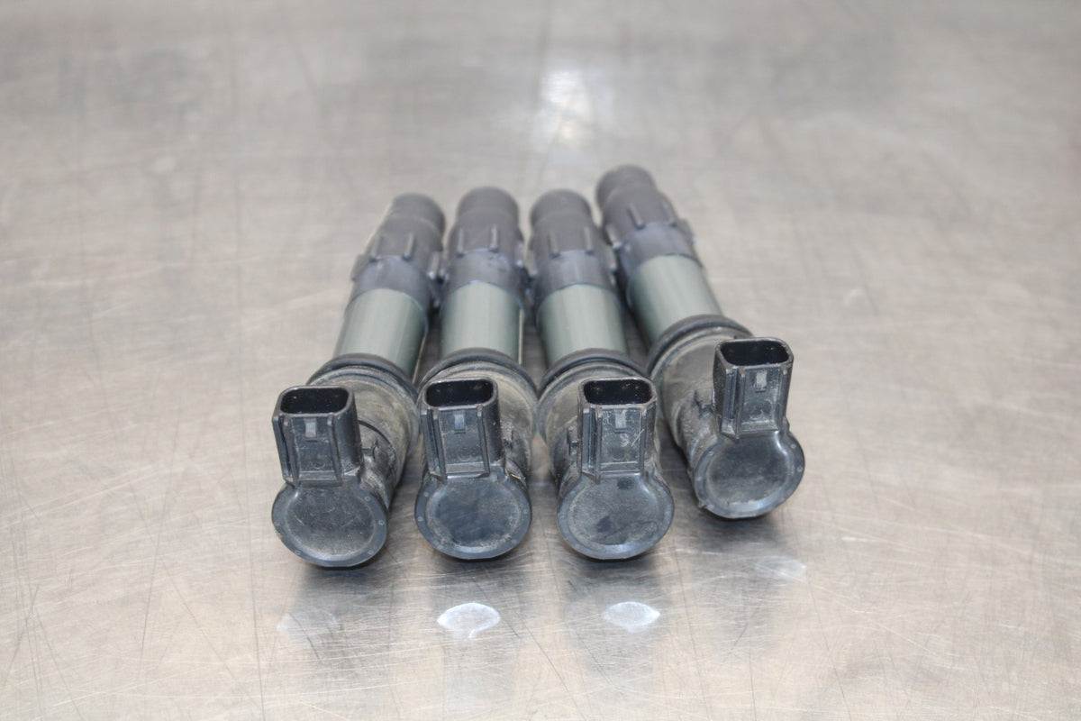 09 SUZUKI GSXR1000 IGNITION COILS COIL SPARK PLUG CAPS BB777