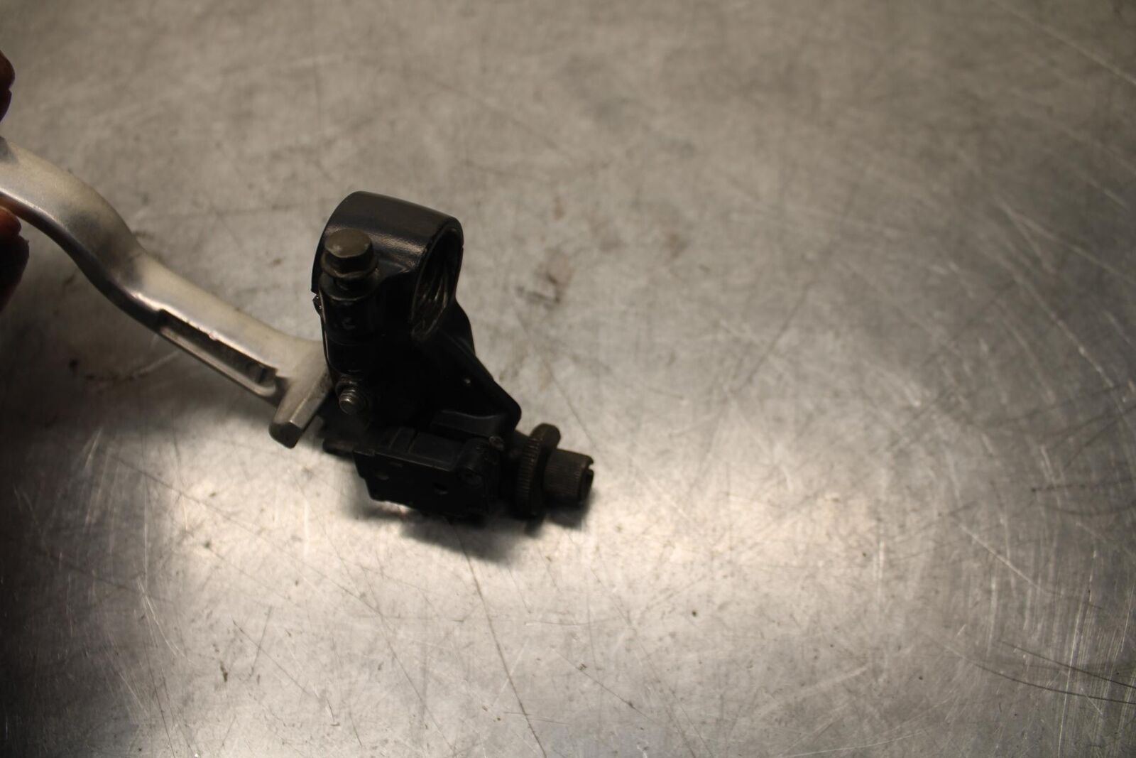 03-04 HONDA CBR600RR CLUTCH LEVER PERCH MOUNT BRACKET BB614