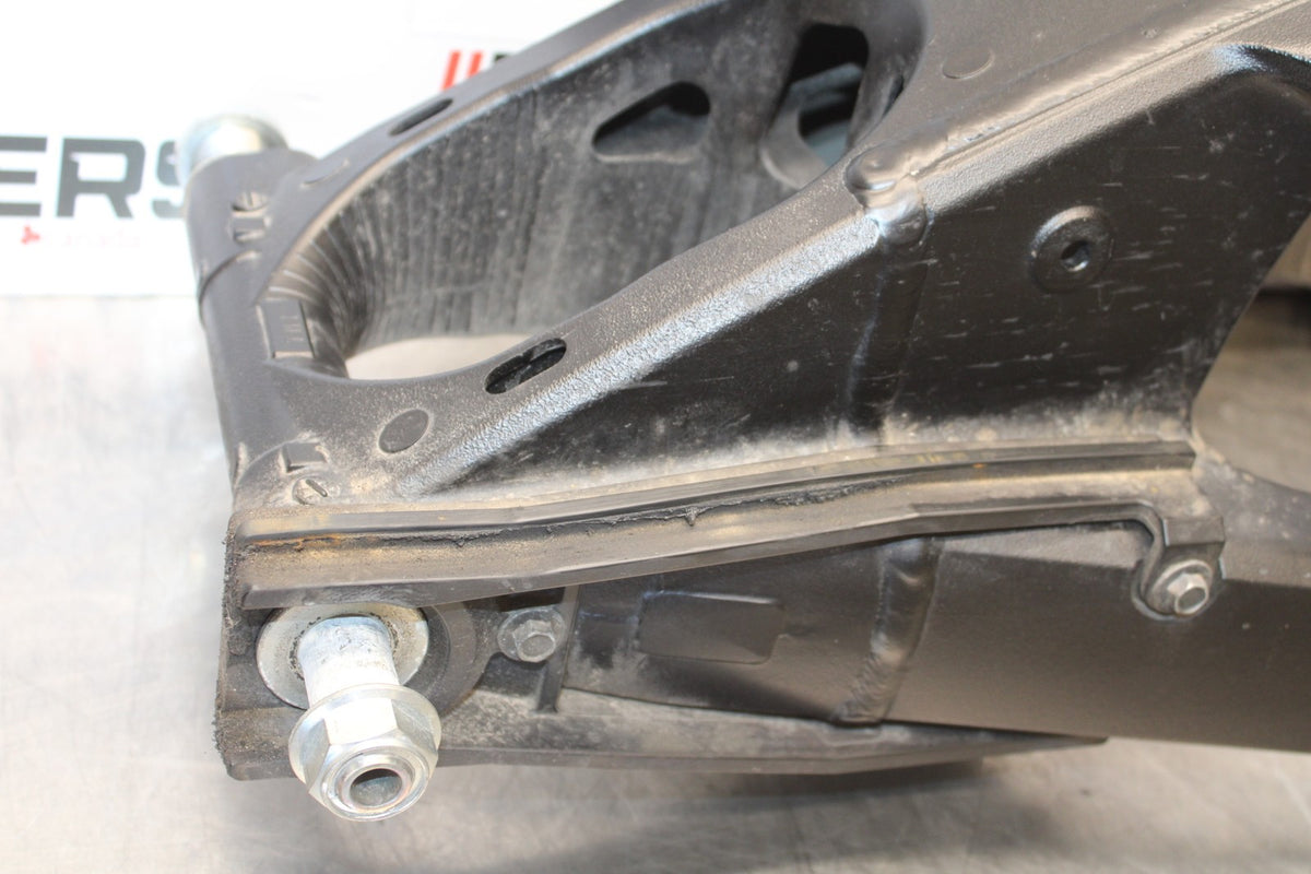 18 SUZUKI GSXR750 REAR SWINGARM BACK SUSPENSION SWING ARM BB891