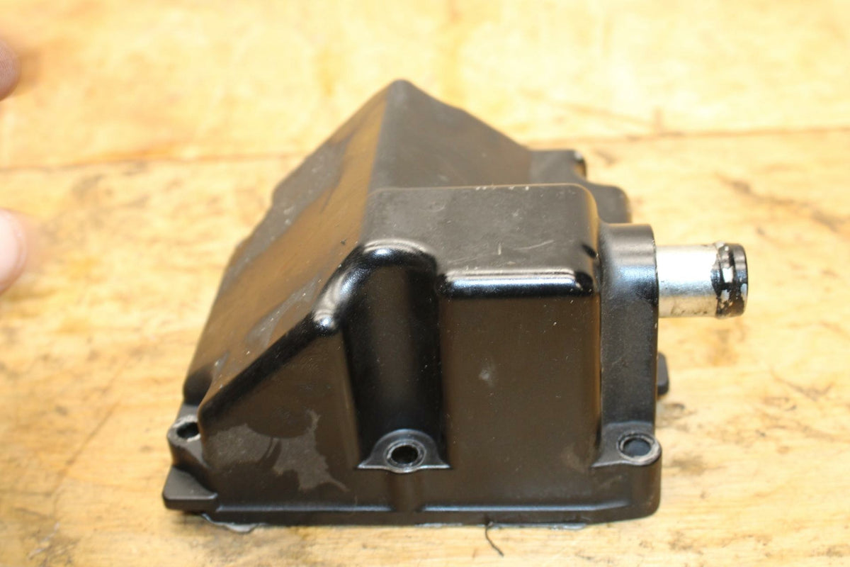 09-10 SUZUKI BOULEVARD M109R UPPER ENGINE TOP CRANKCASE COVER CAP BB318