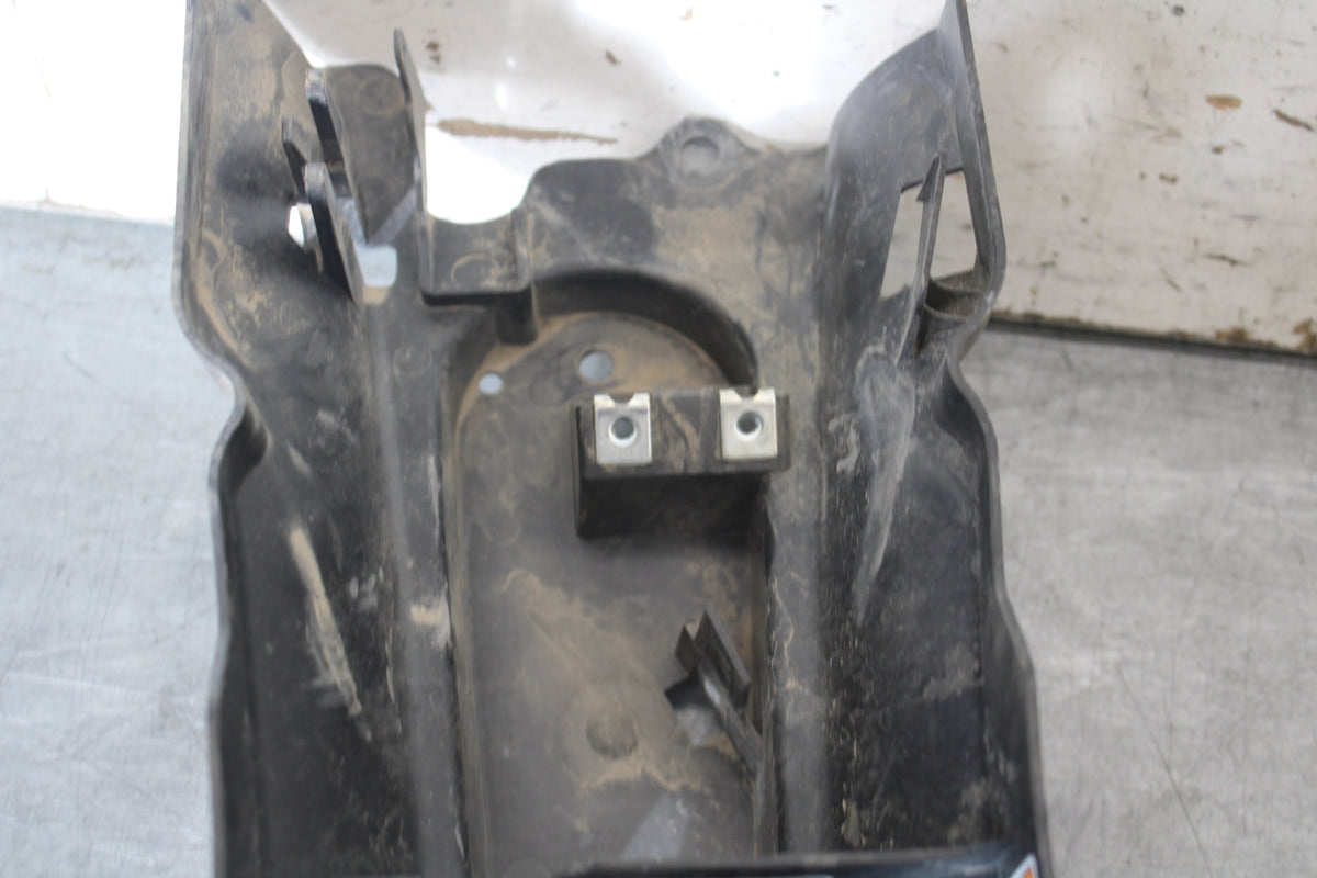 09-14 YAMAHA YZF R1 REAR BACK TAIL UNDERTAIL FAIRING COWL FENDER BB696