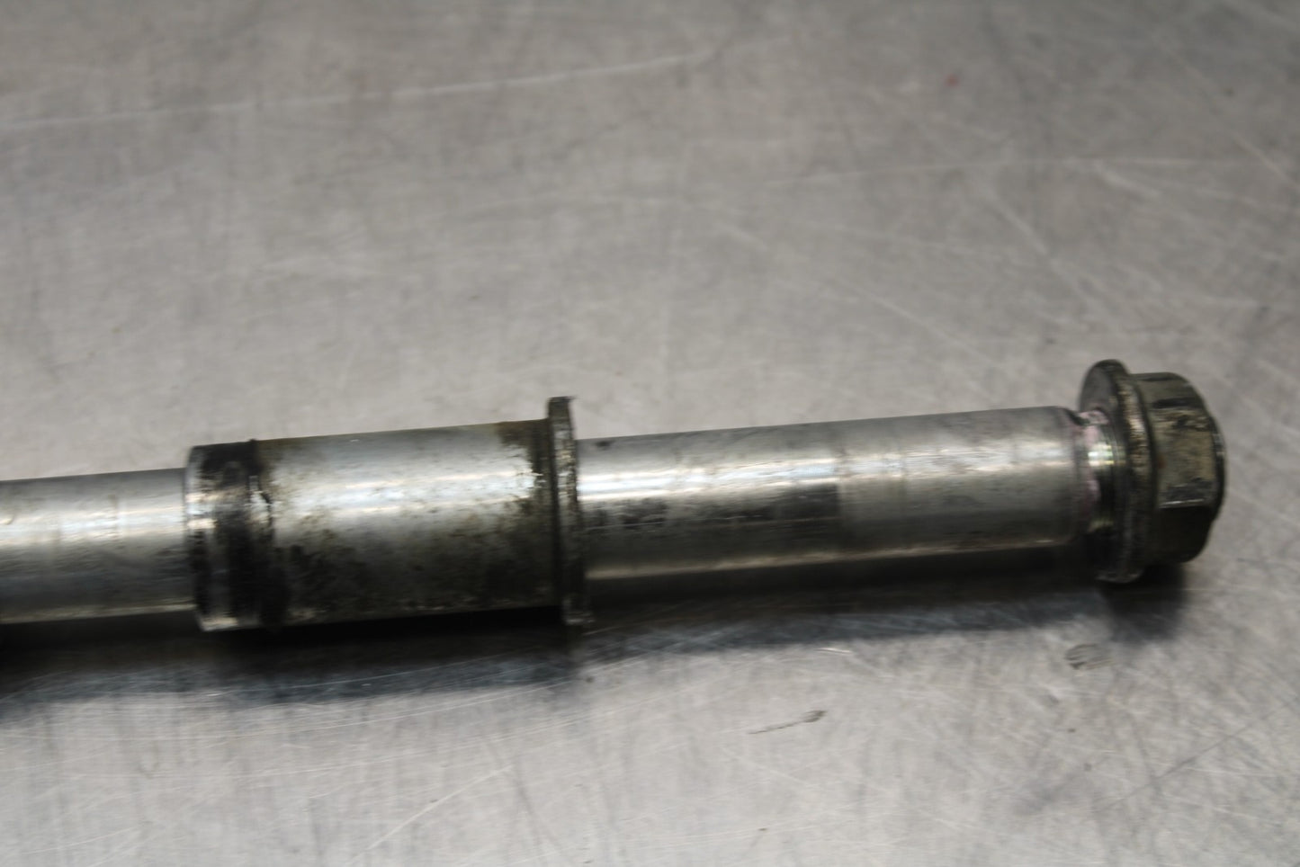 08 KAWASAKI VULCAN 900 FRONT WHEEL RIM AXLE PIVOT BOLT BB184