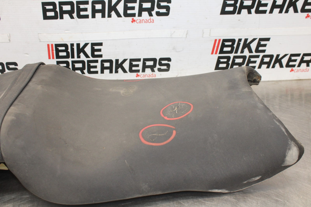 98-05 HONDA SUPER HAWK 1000 VTR1000F FRONT REAR SEAT SADDLE BB924