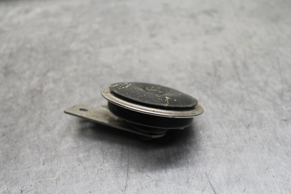 19-23 KAWASAKI NINJA ZX6R HORN SIGNAL BB749